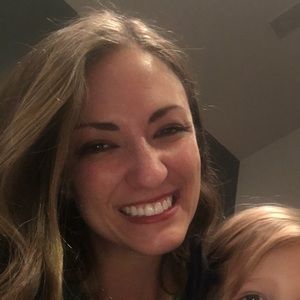 Meet your Posher, Christie